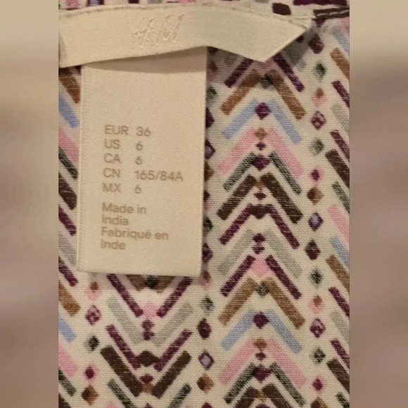 H&M, Size 6, Swoop Neck Chevron Hi Low Tank Top - Picture 4 of 5